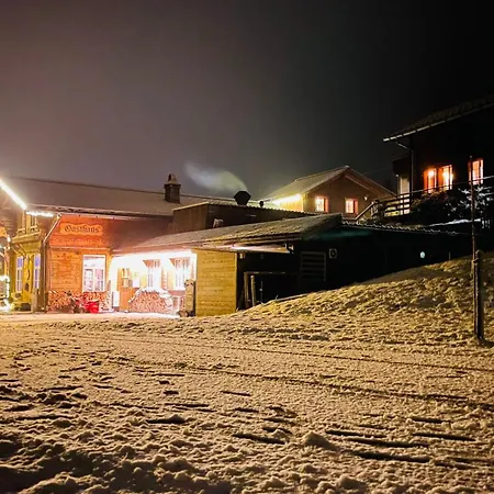 Jaegerstuebli Hotel 3*