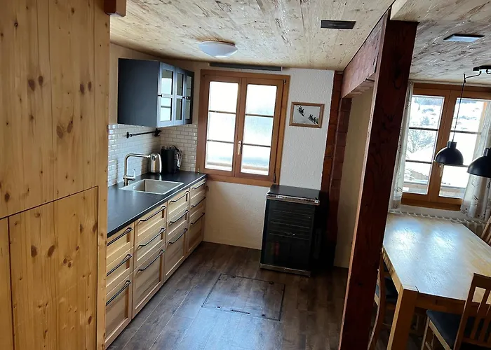 Jaegerstuebli מלון