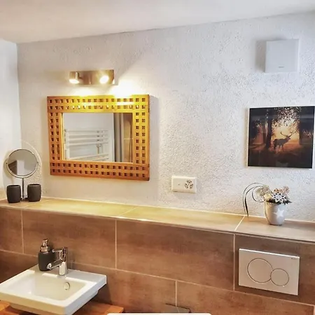 فندق Jaegerstuebli جريندلوالد