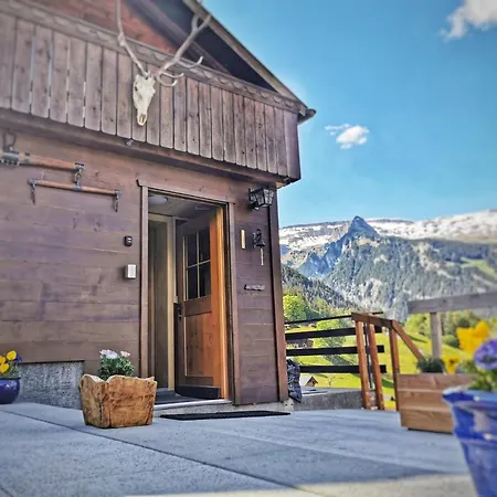 Jaegerstuebli 3* جريندلوالد