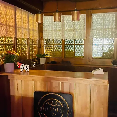 Jaegerstuebli جريندلوالد